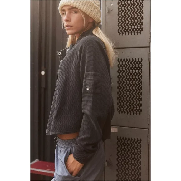 SOLD - Picture 4 of 9